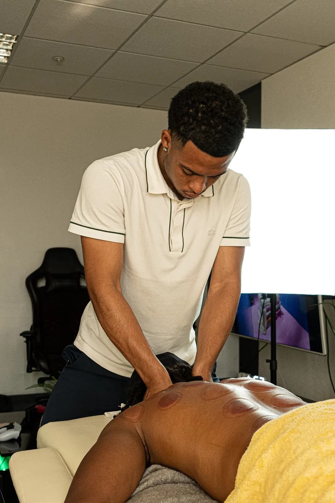 Massage du dos en profondeur